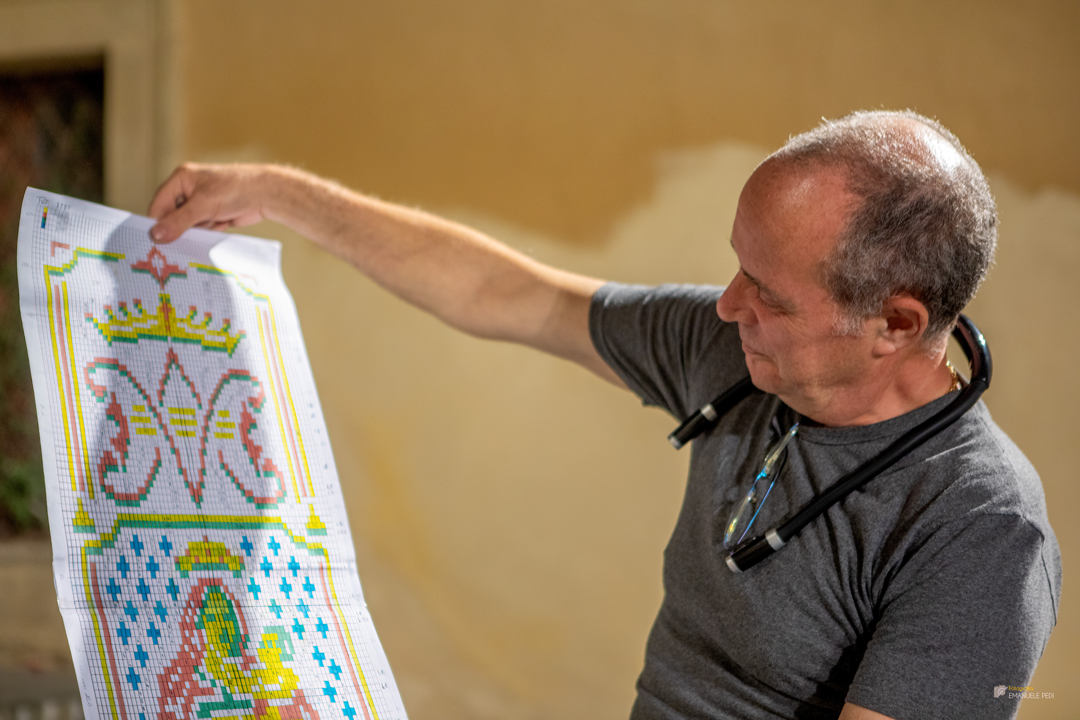 Dettaglio verticale della Scala Illuminata a Caltagirone